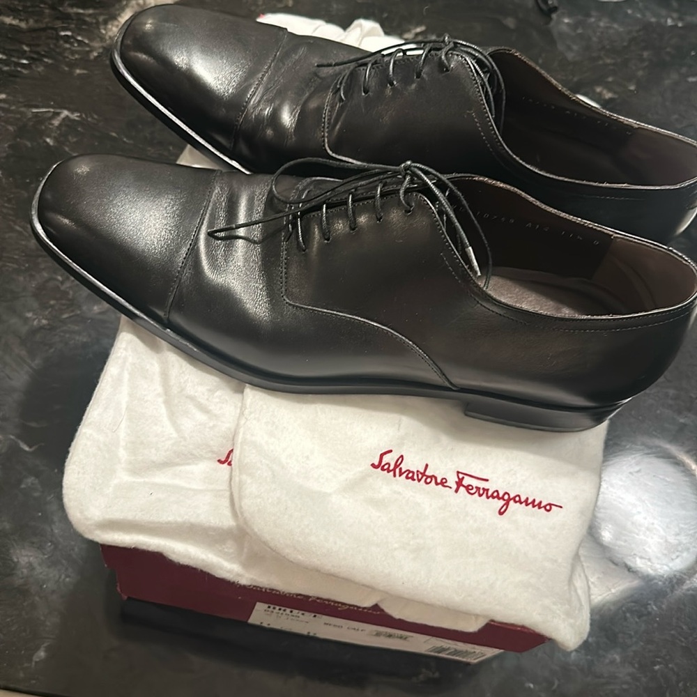 Salvatore Ferragamo men’s Bruce dress shoe black